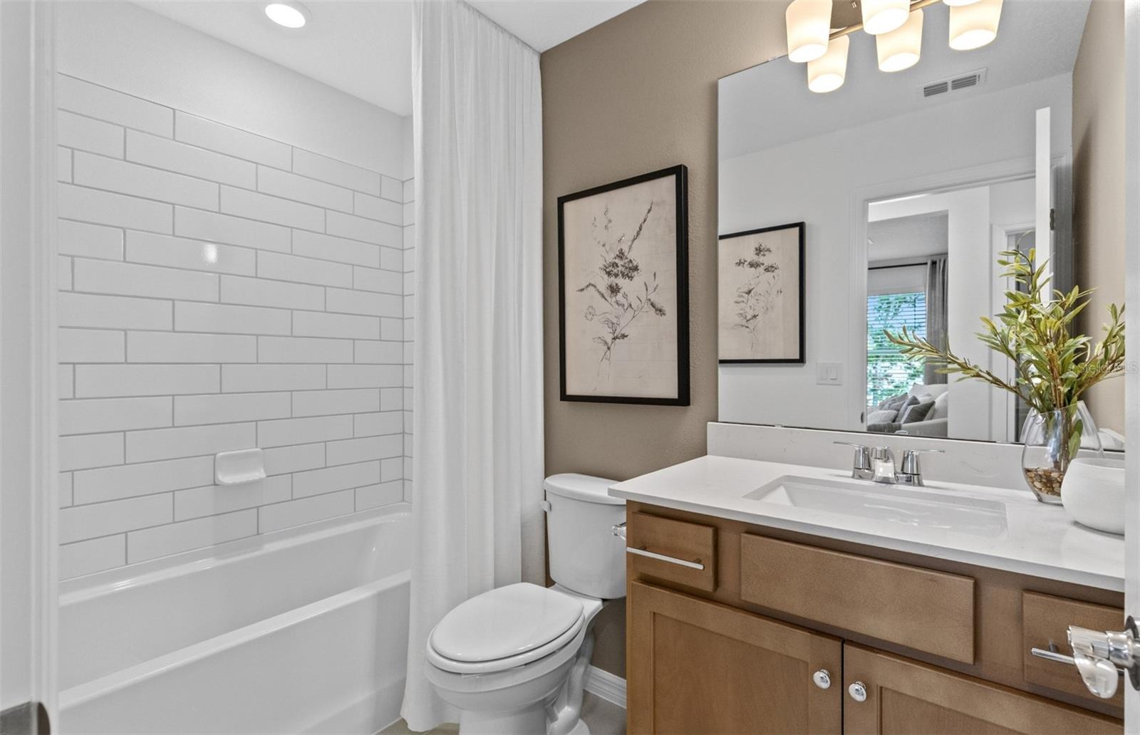 2073 Riverleaf Road Property Photo 32