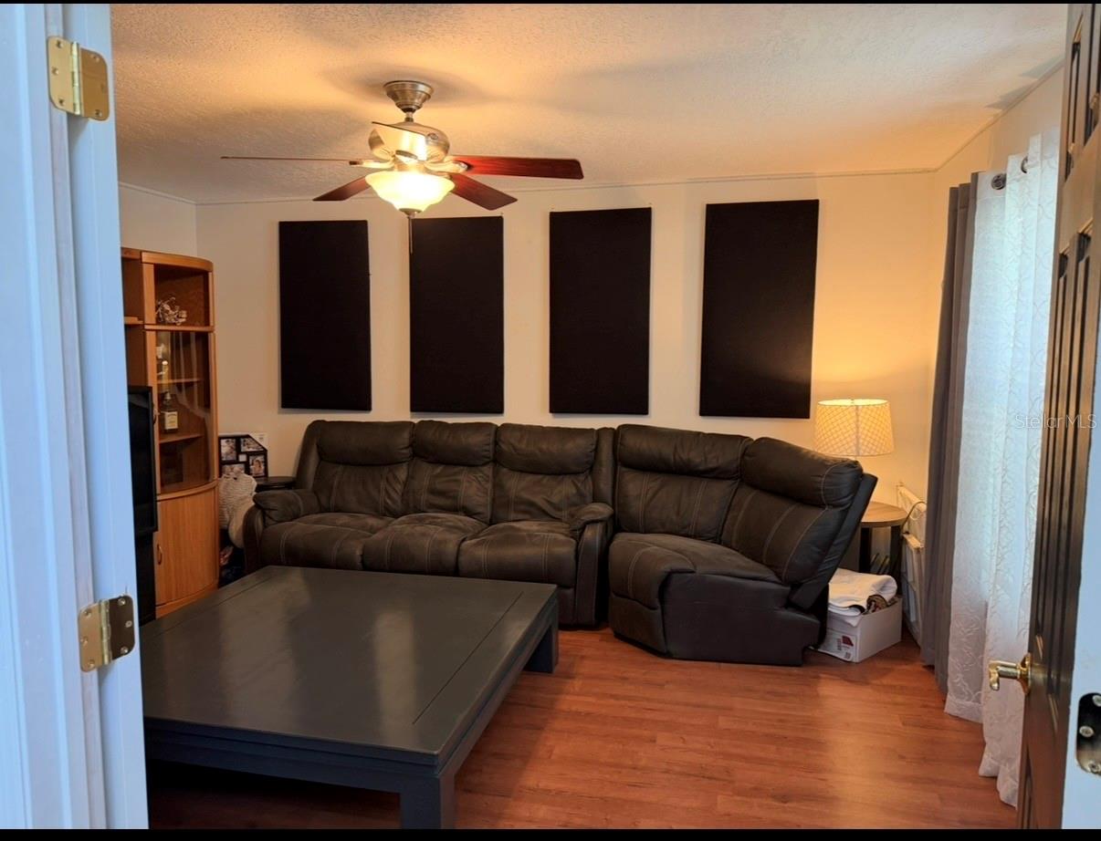 625 Red Pepper Loop Property Photo 10