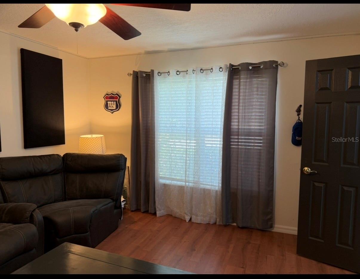 625 Red Pepper Loop Property Photo 10