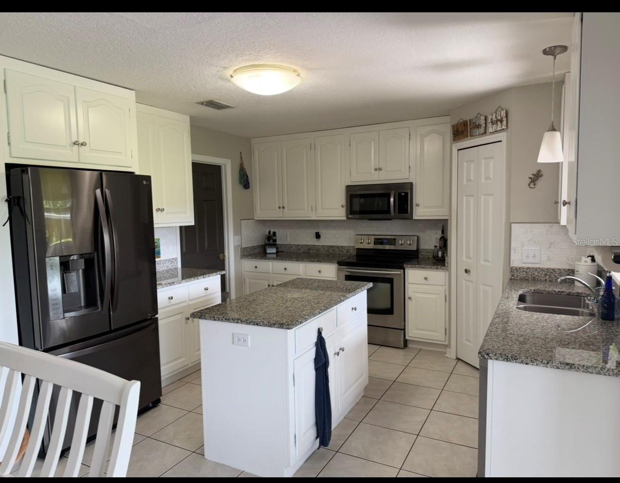 625 Red Pepper Loop Property Photo 17