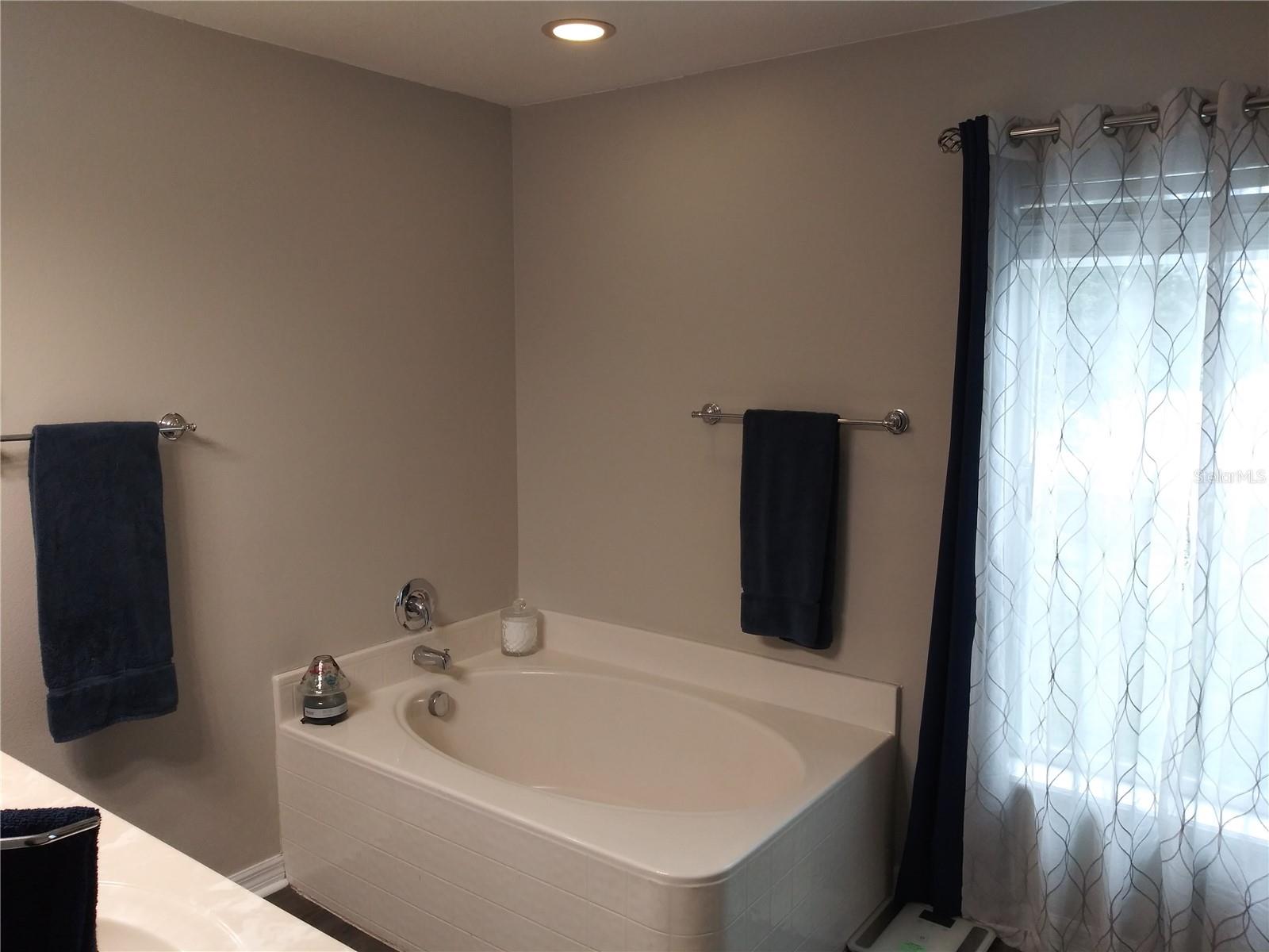 625 Red Pepper Loop Property Photo 28