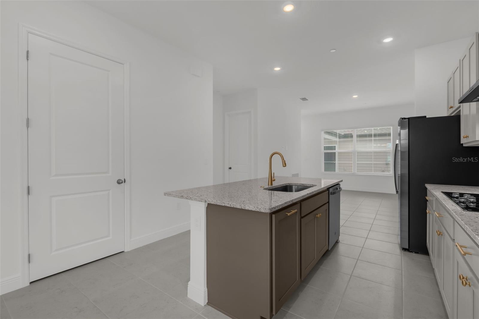 5573 Lemon Orchard Bnd Property Photo 7