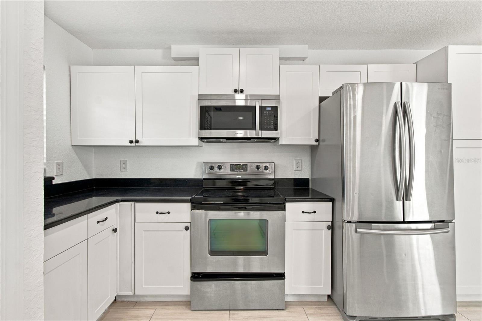 1319 E South St Property Photo 6