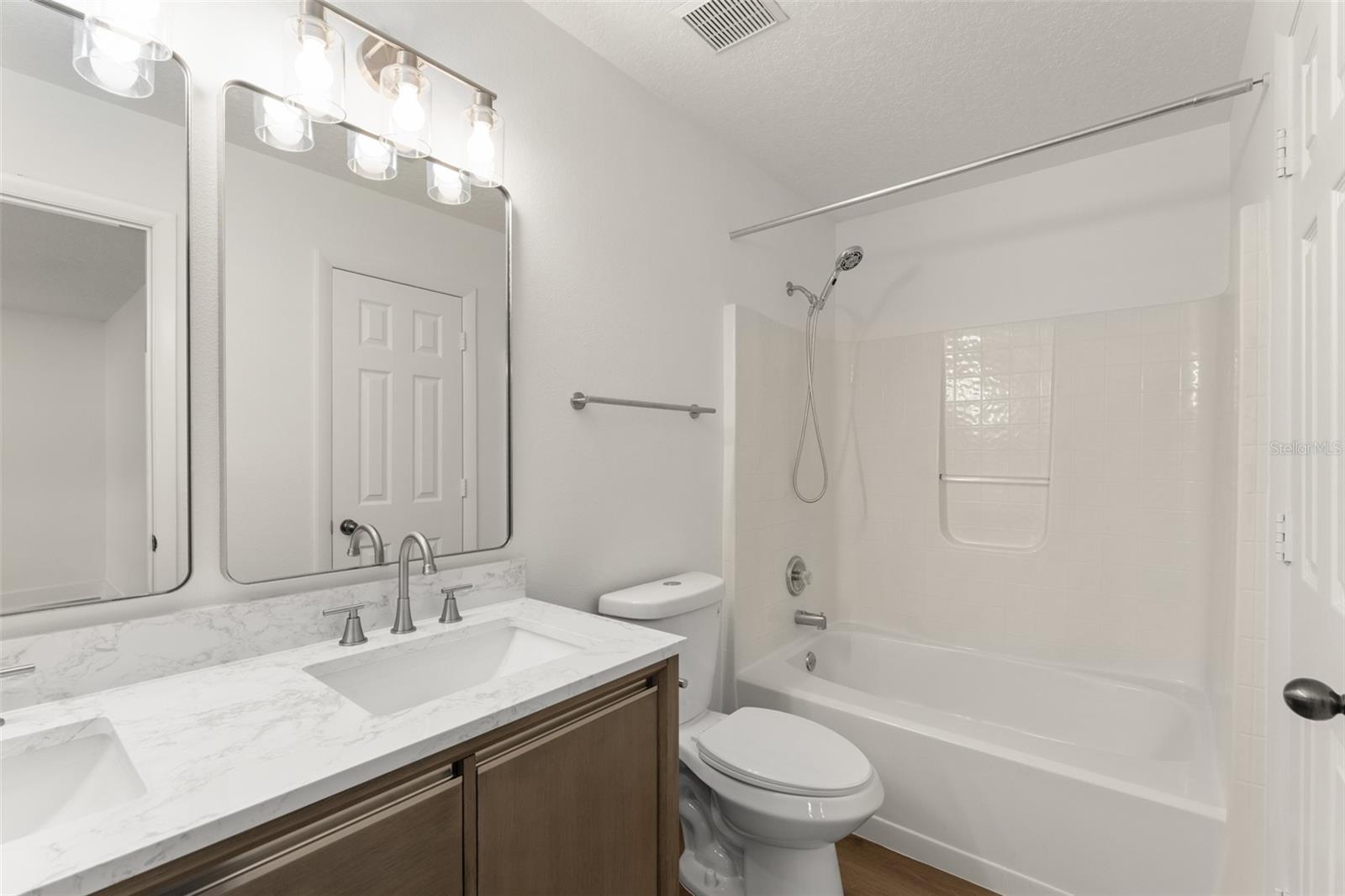 13050 Prairie Meadows Dr Property Photo 27