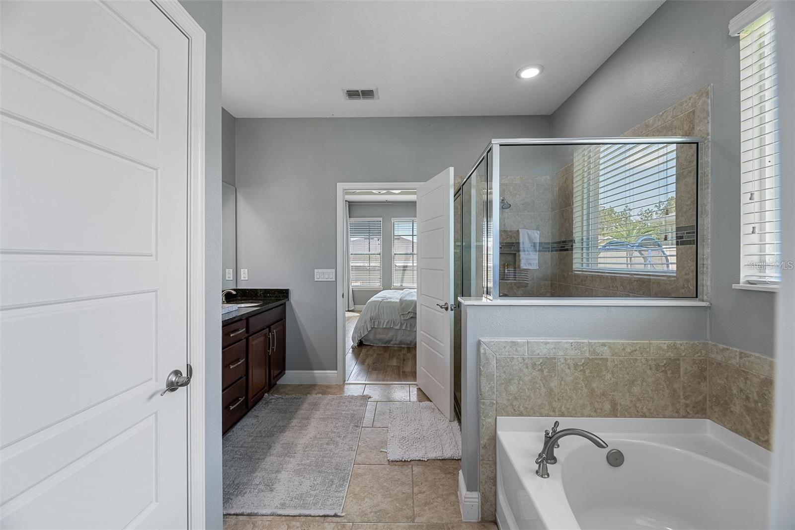 4419 Linwood Trace Ln Property Photo 10