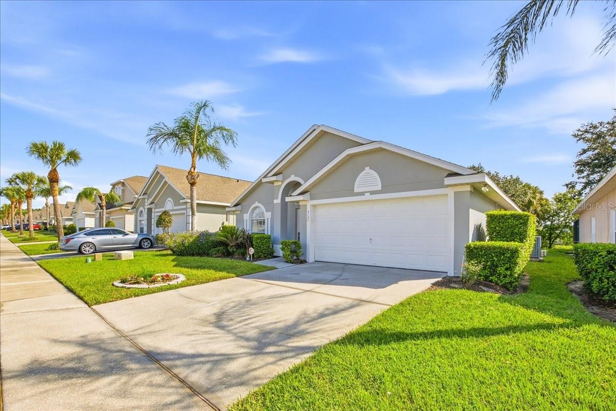 2127 Morning Star Dr Property Photo 2