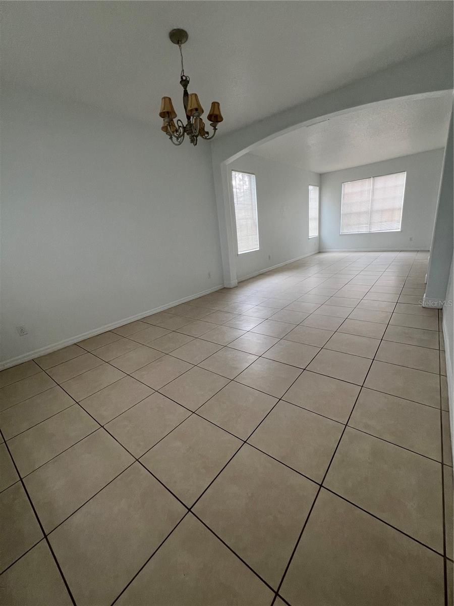 1851 Sand Arbor Cir Property Photo 5