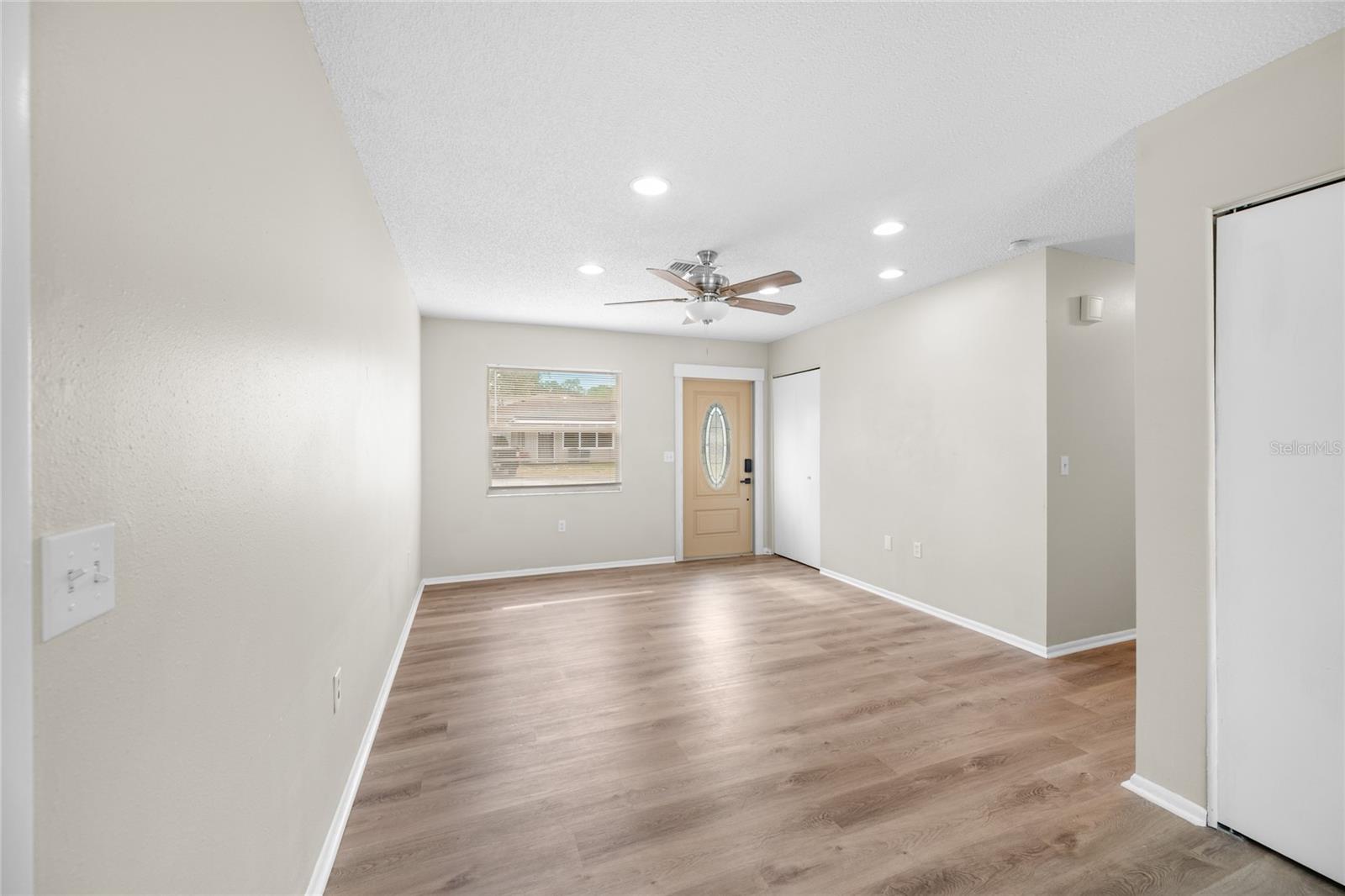 1221 E Court St Property Photo 10