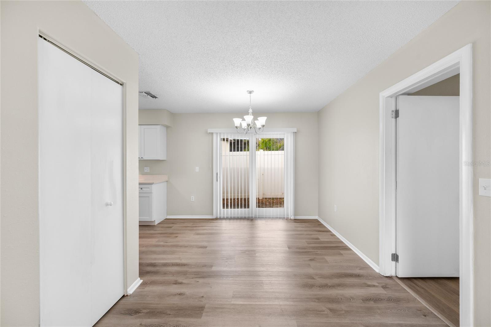 1221 E Court St Property Photo 11
