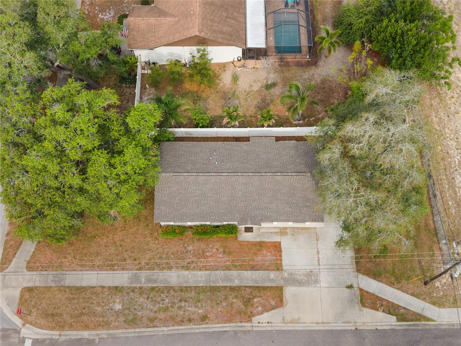 1221 E Court St Property Photo 27