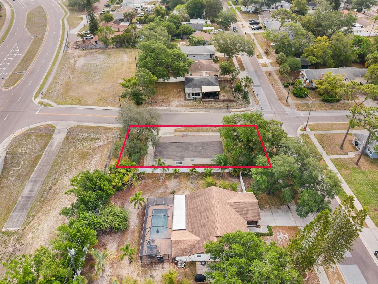 1221 E Court St Property Photo 31