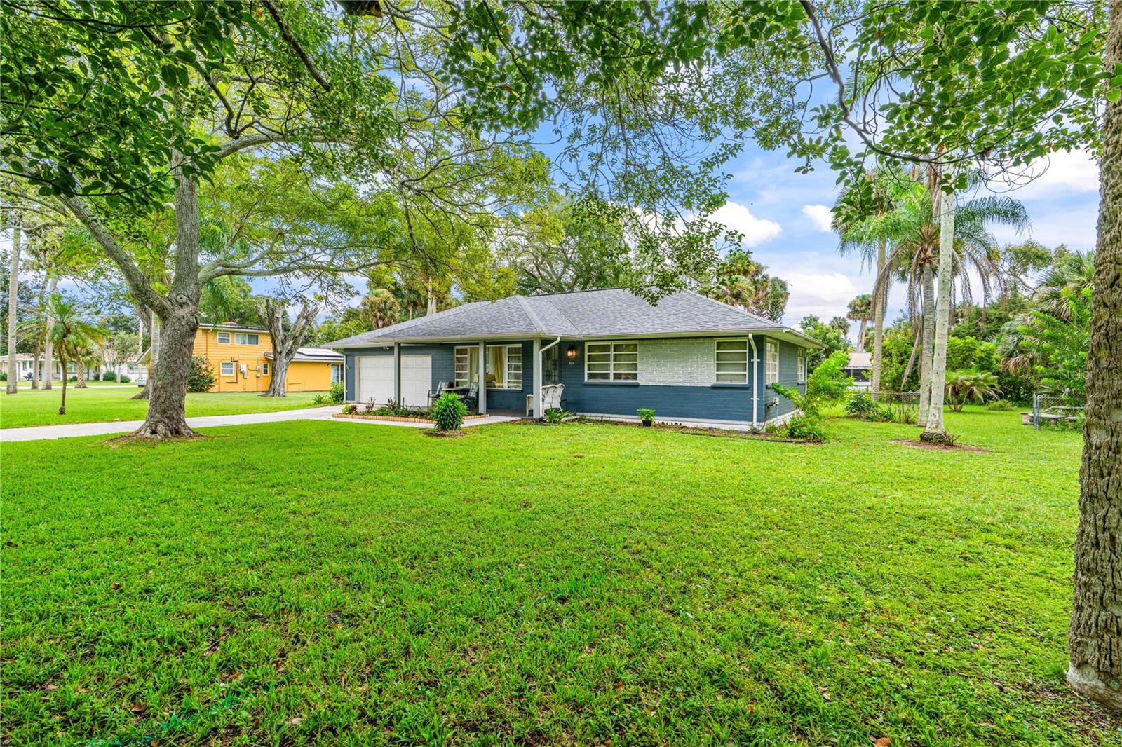 555 Ridge Blvd Property Photo 4