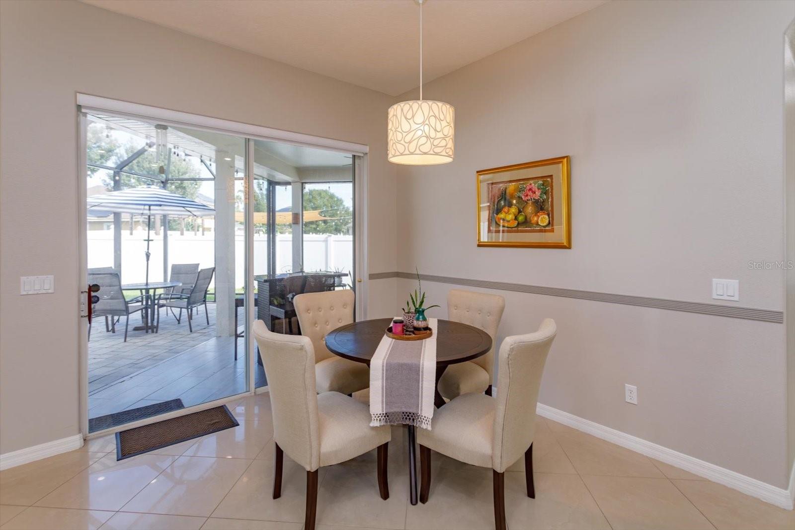 16514 Tudor Grove Dr Property Photo 14