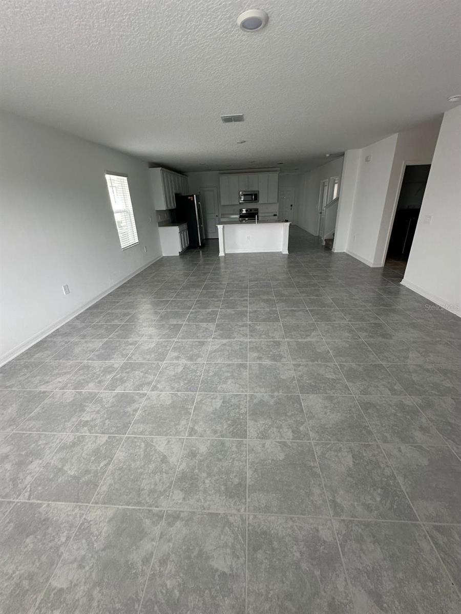 4206 Pebbles Throw Dr Property Photo 4