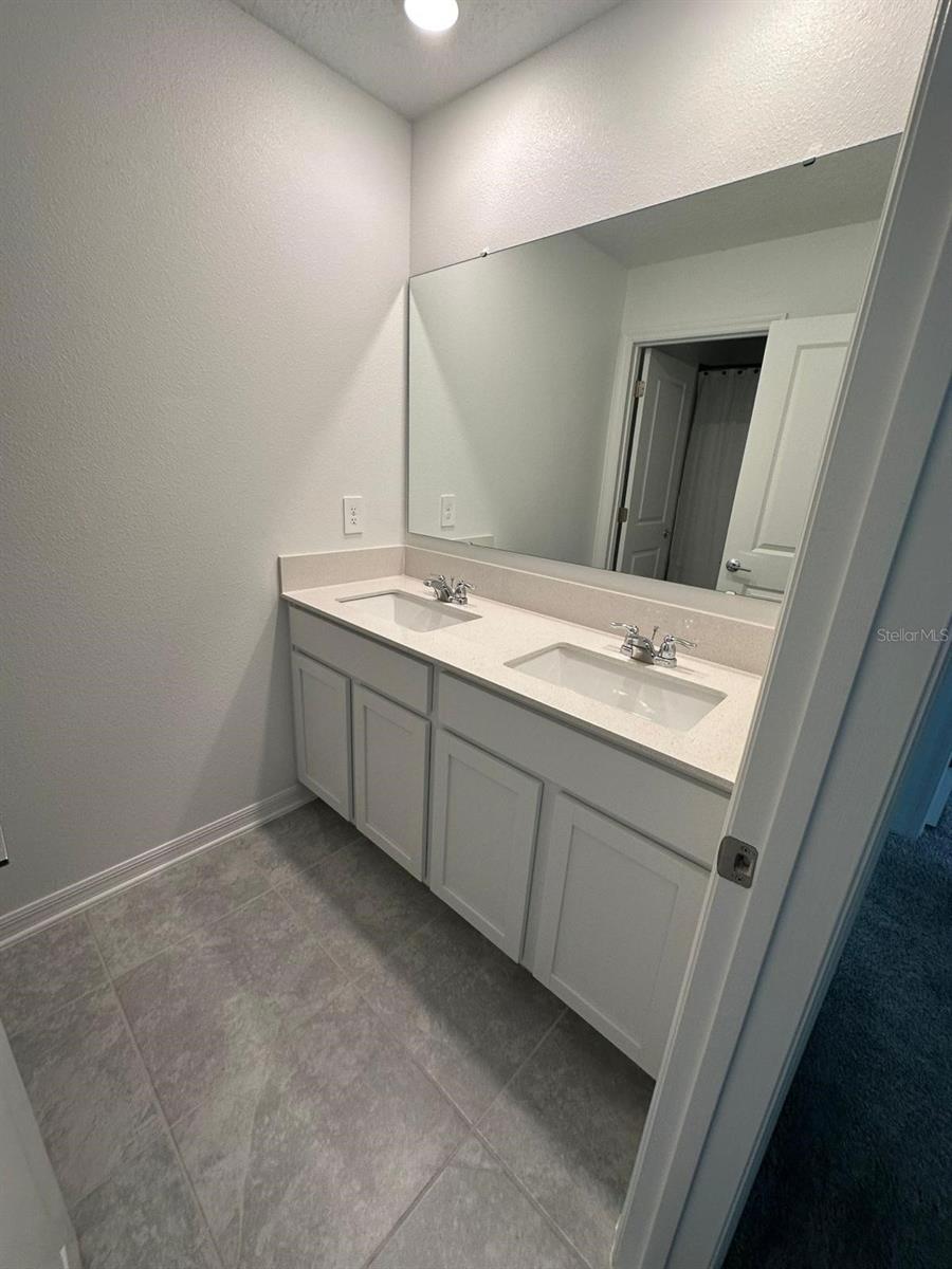 4206 Pebbles Throw Dr Property Photo 13