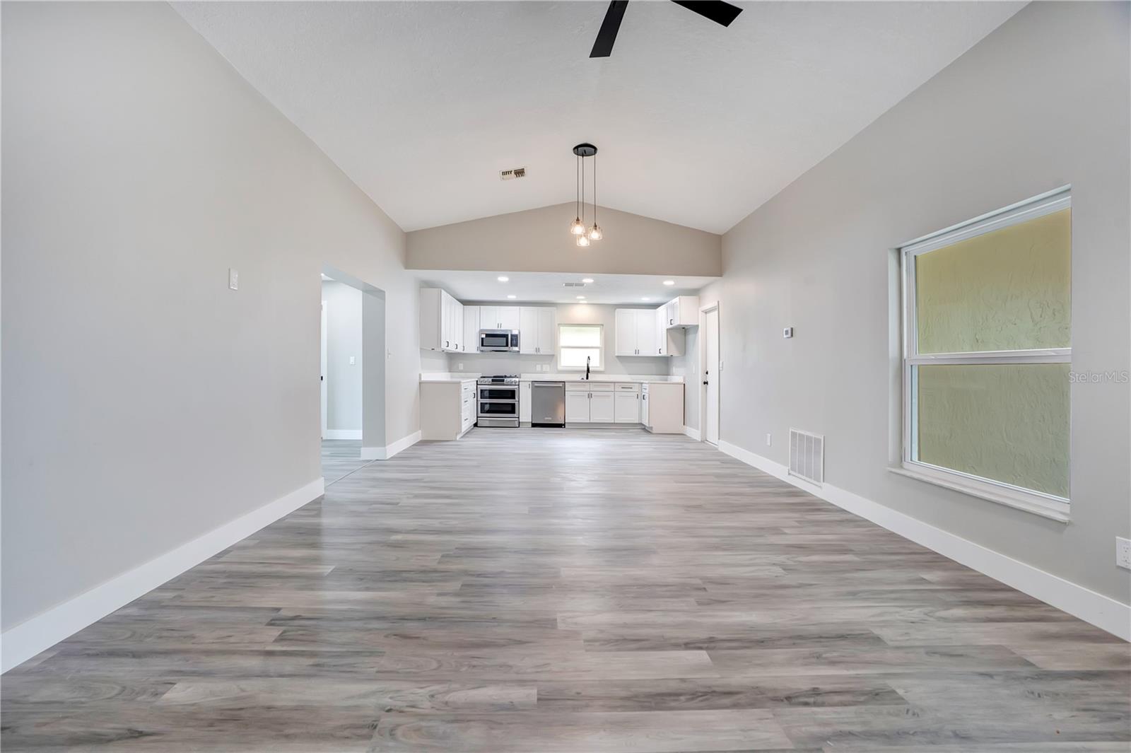 11405 Stamfield Dr Property Photo 3