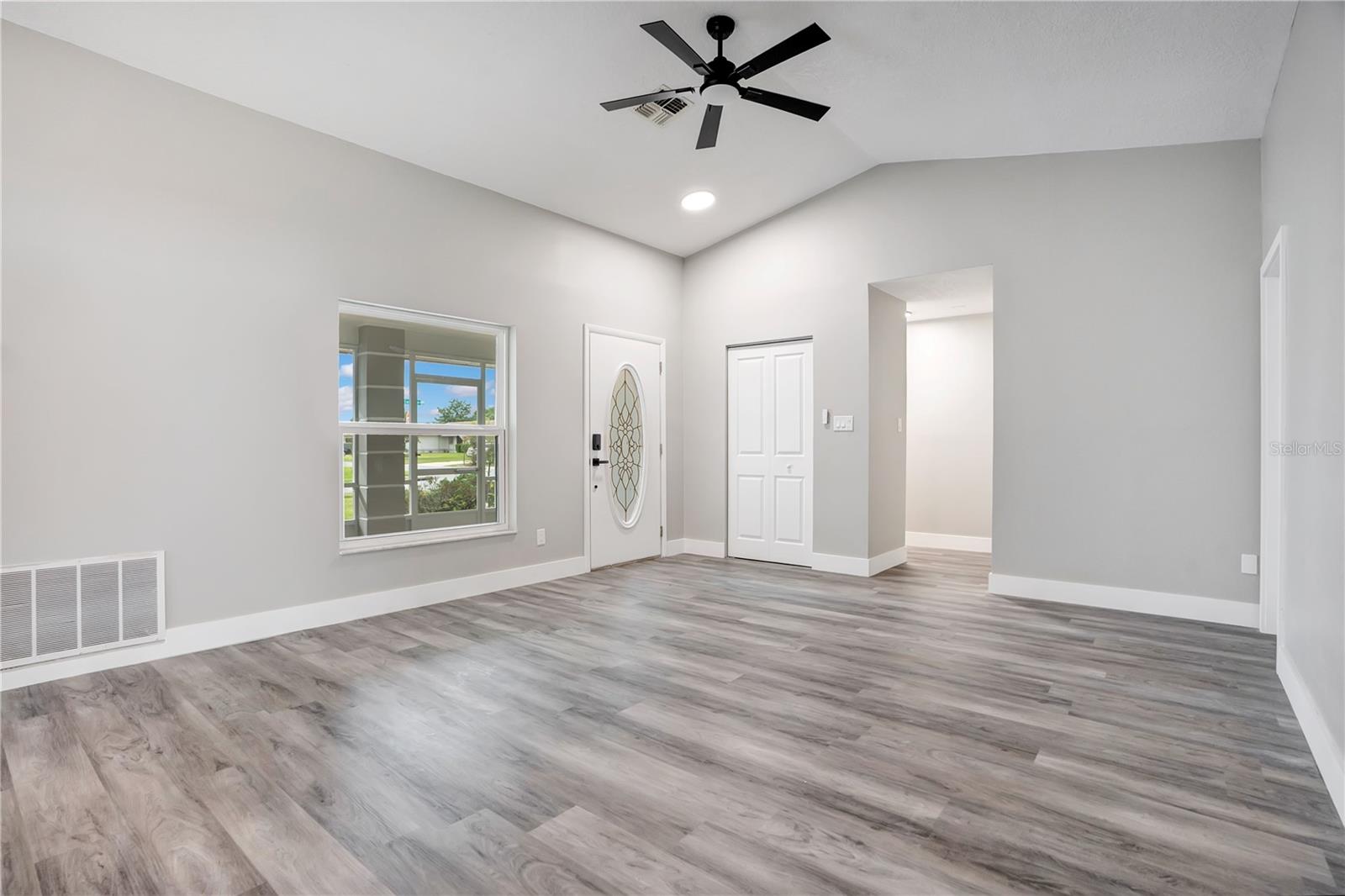 11405 Stamfield Dr Property Photo 5