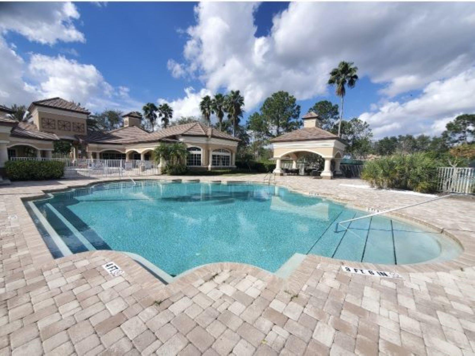 13917 Fairway Island Dr #922 Property Photo 15