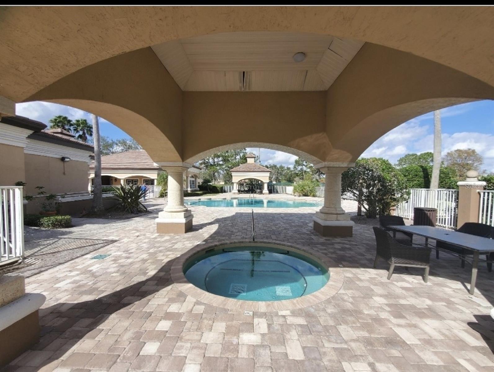 13917 Fairway Island Dr #922 Property Photo 16