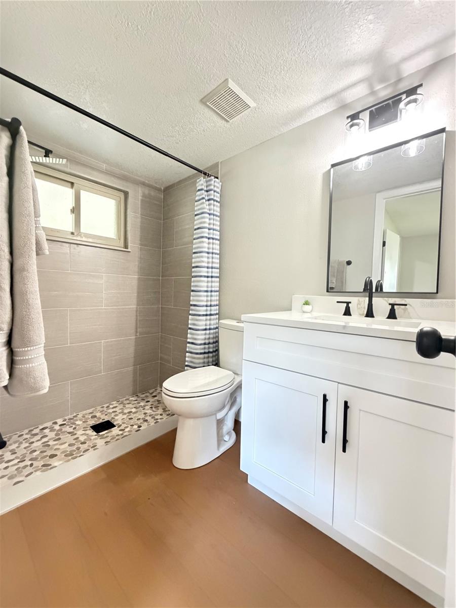 3915 Port Simbor Ave Property Photo 21