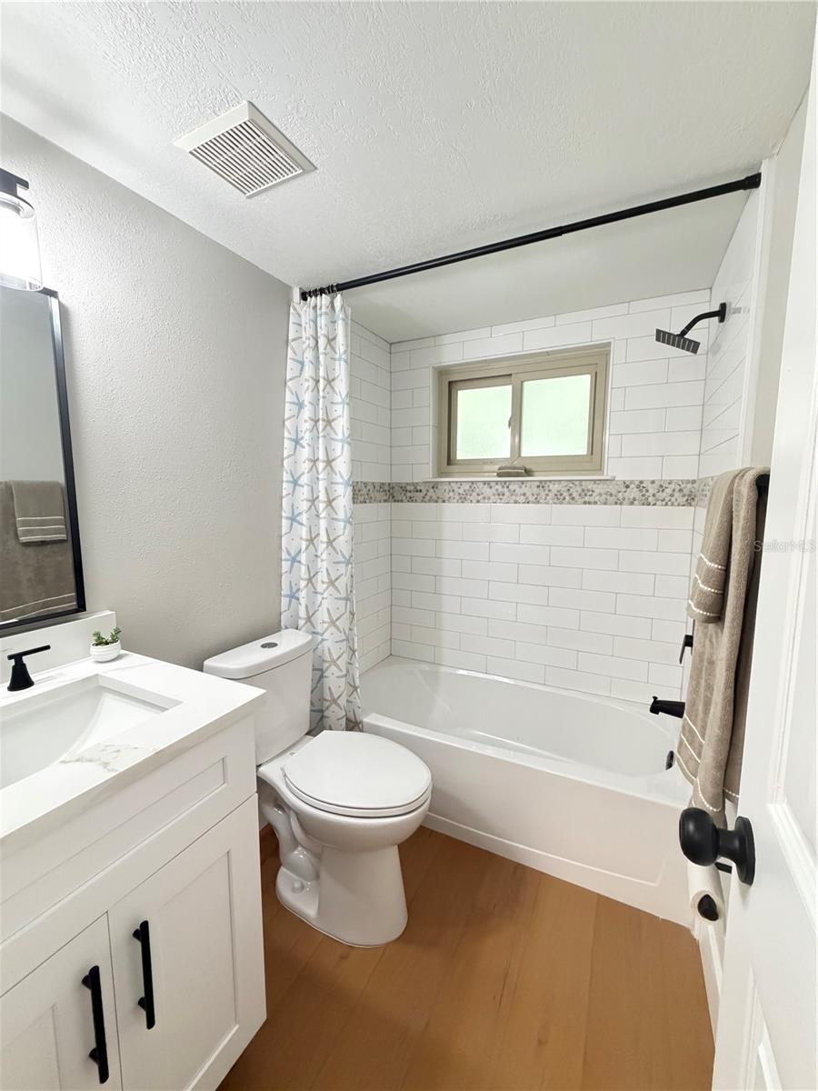3915 Port Simbor Ave Property Photo 24