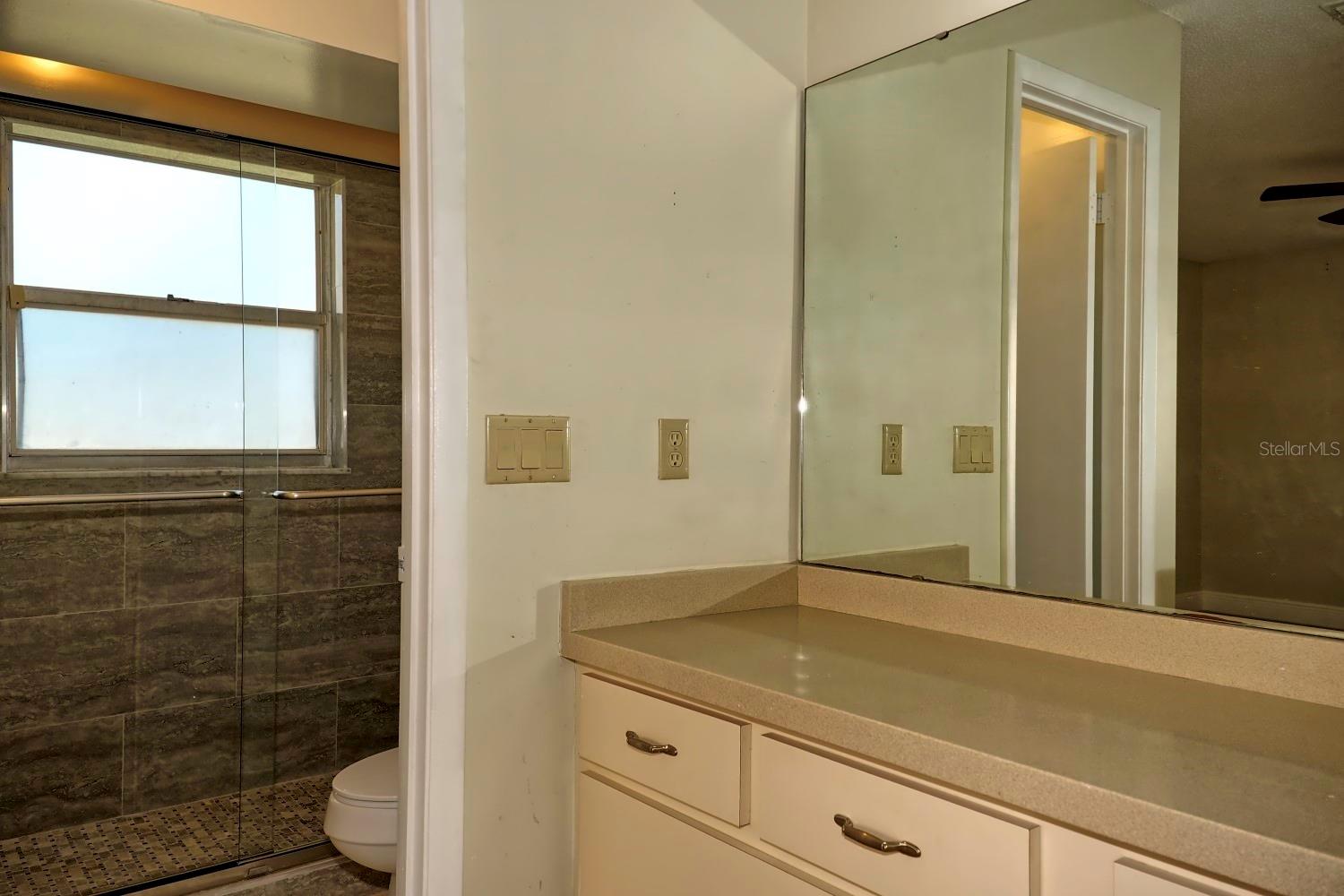 7761 Bay Cedar Dr Property Photo 7