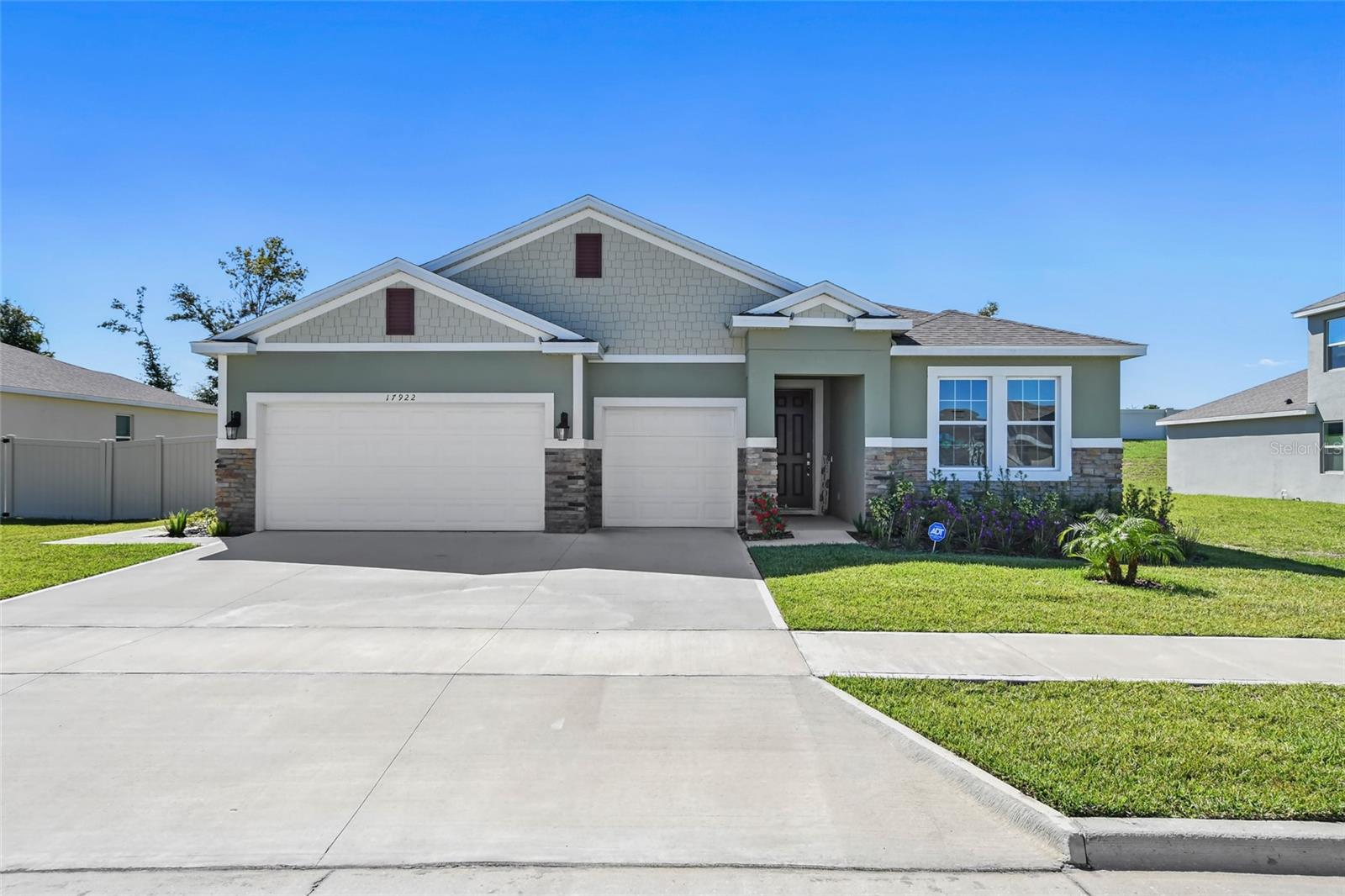 17922 Hither Hills Cir Property Photo 1