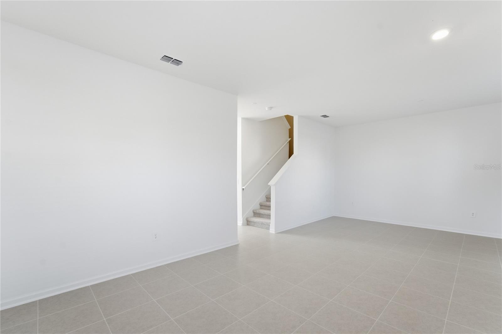 2212 Red Sun St Property Photo 7