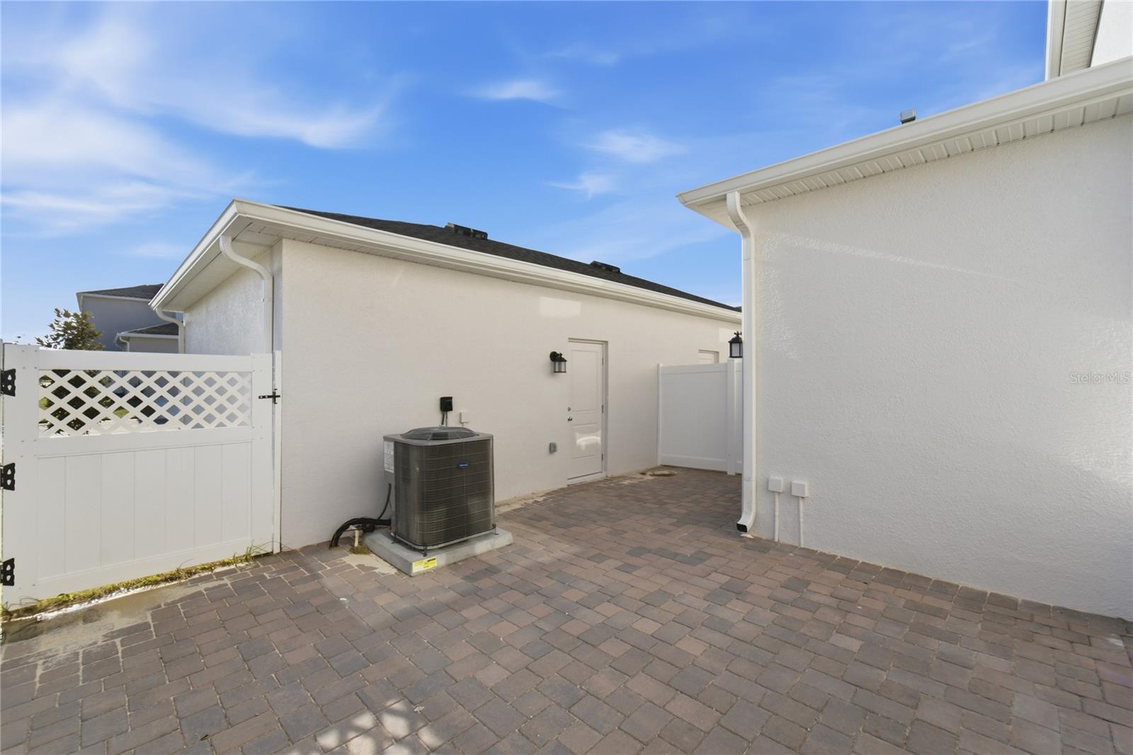 2212 Red Sun St Property Photo 21