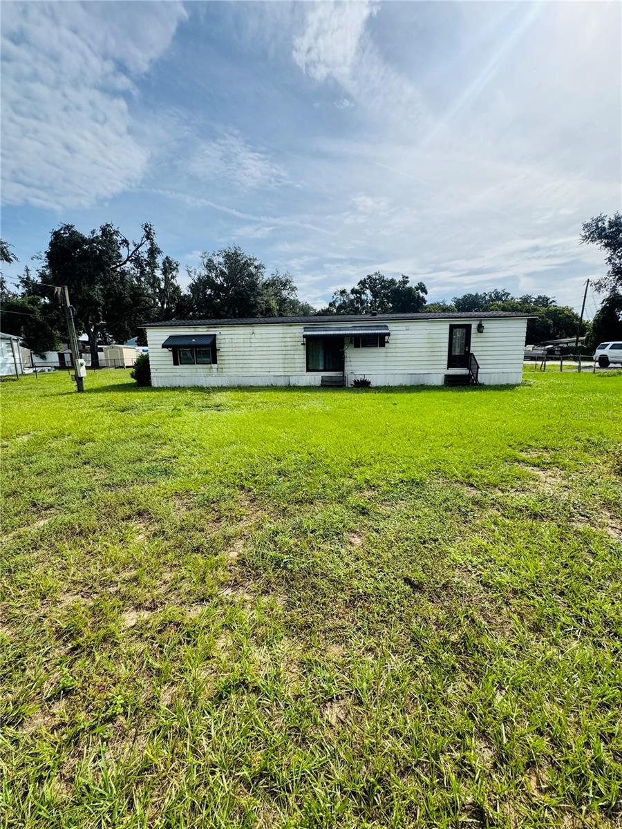 1013 Lianne Pl Property Photo 2