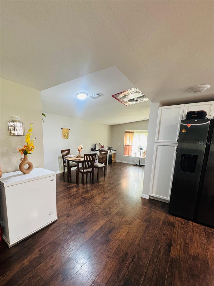 1013 Lianne Pl Property Photo 10