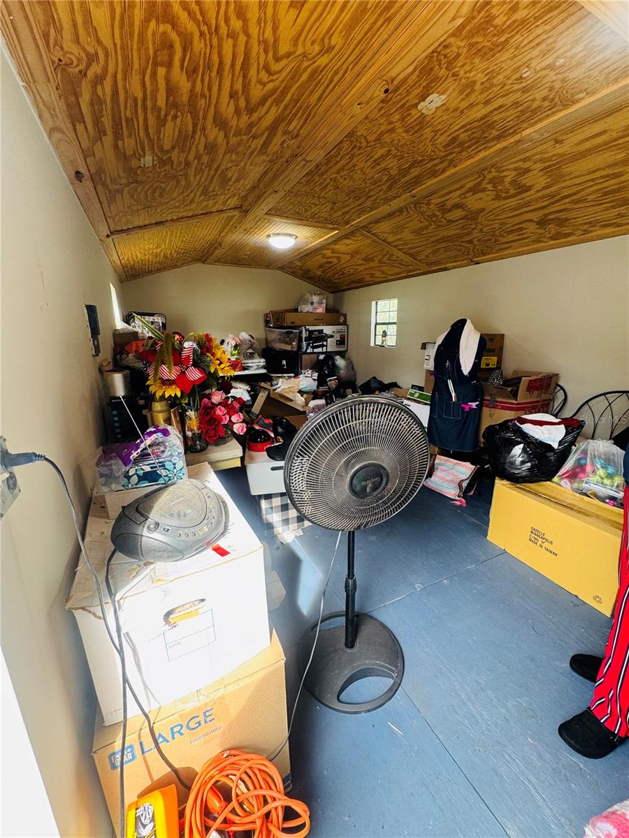 1013 Lianne Pl Property Photo 20