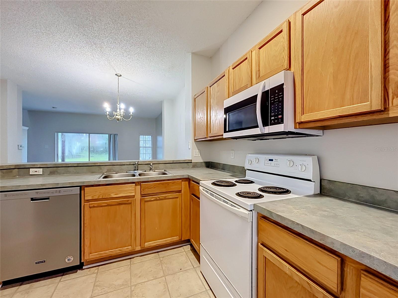 8474 Crystal Cove Loop Property Photo 14