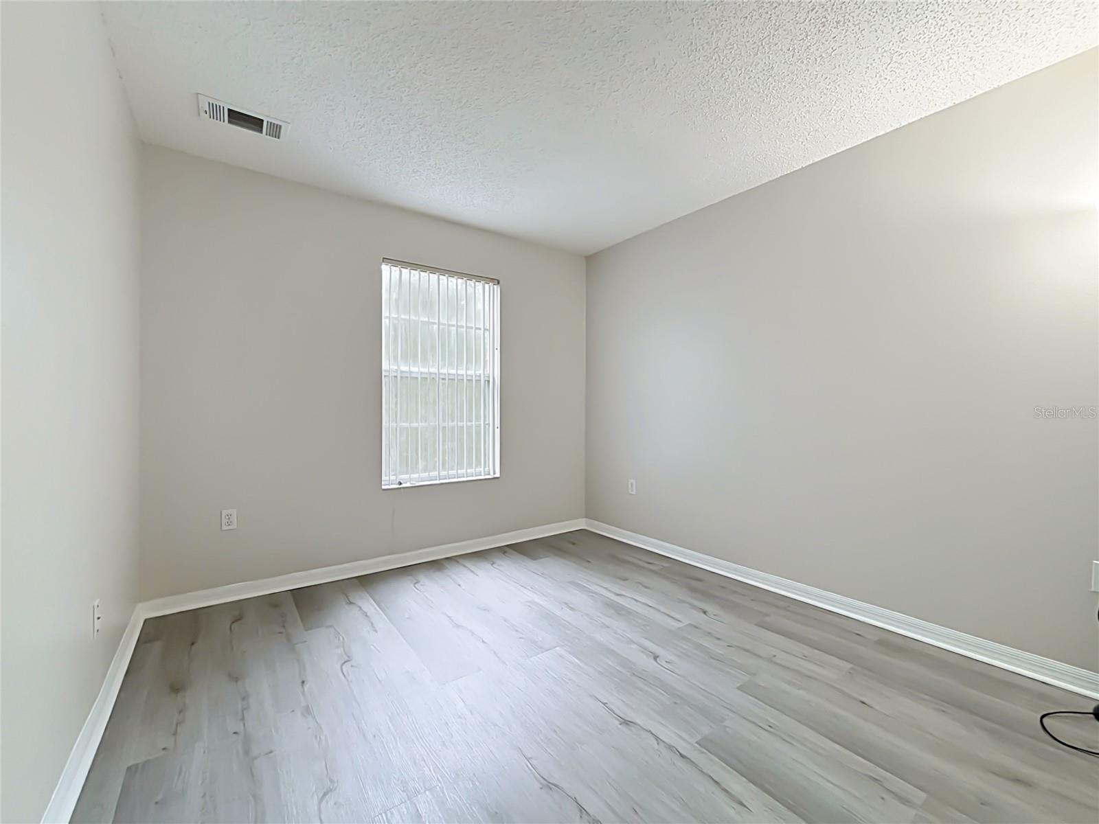 8474 Crystal Cove Loop Property Photo 32