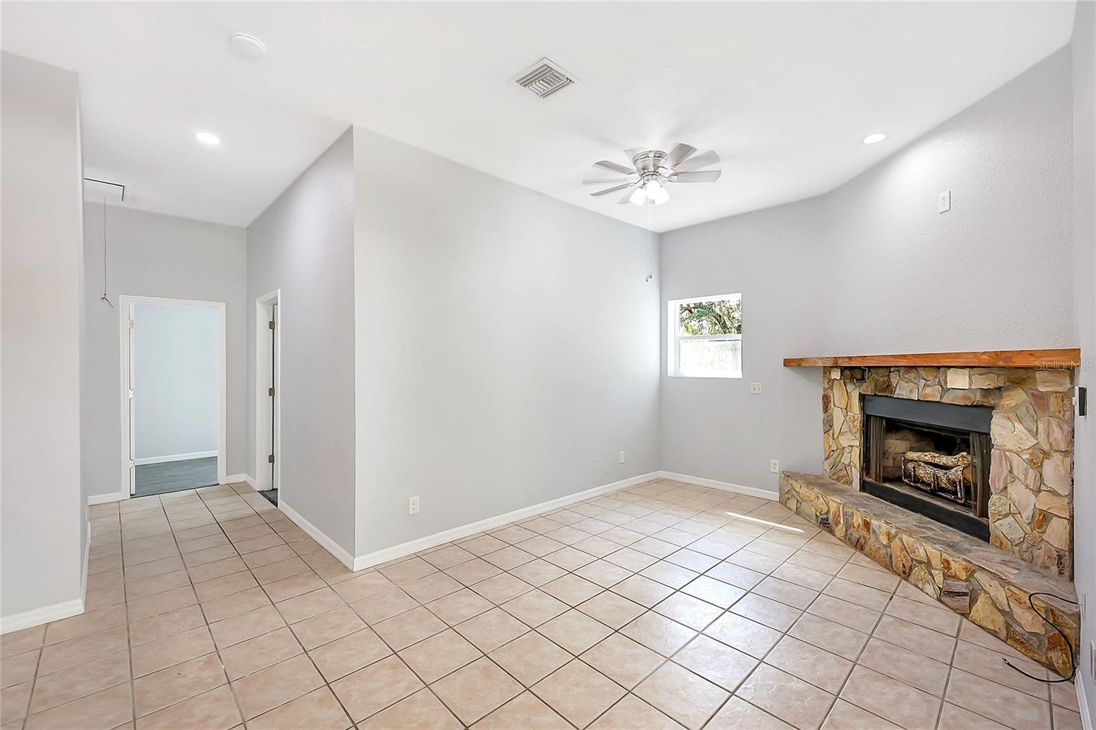 2415 Waccassa St Property Photo 34