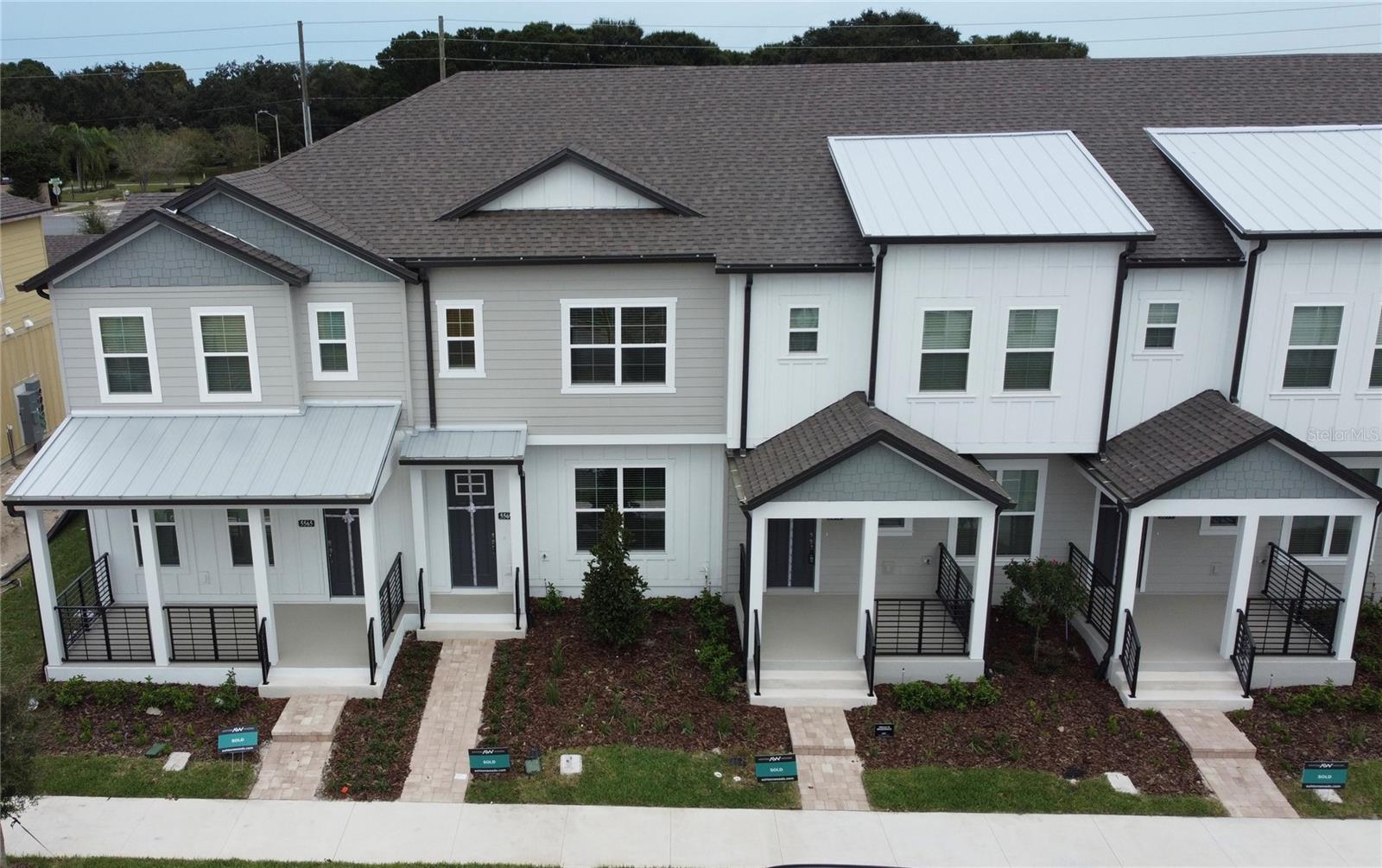 5569 LEMON ORCHARD BND Property Photo 1