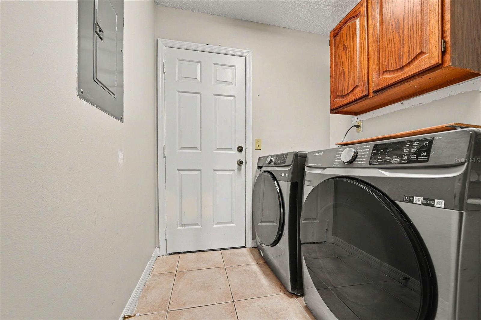 725 Waywood Ave Property Photo 33