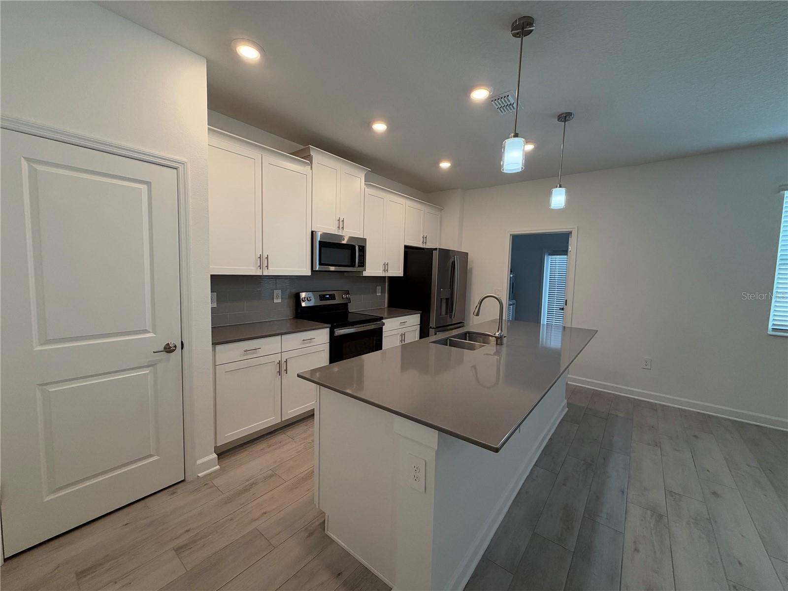 3110 Addison Blvd Property Photo 7
