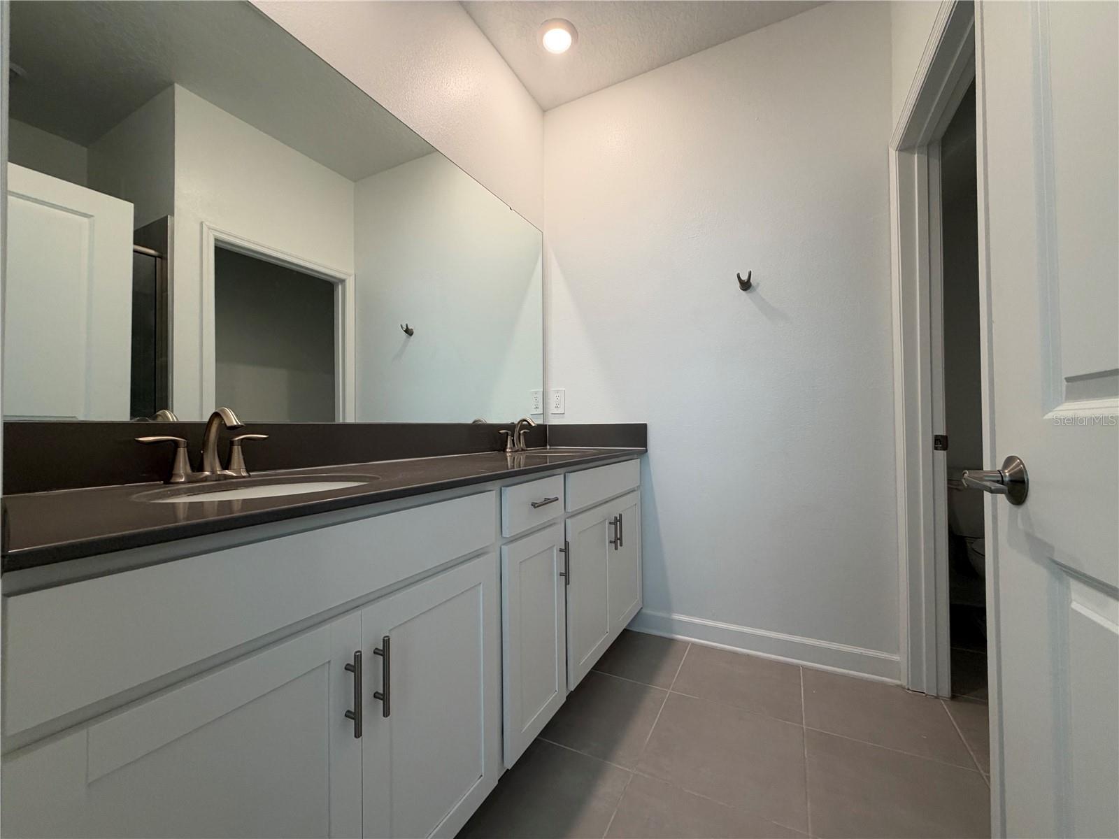 3110 Addison Blvd Property Photo 9