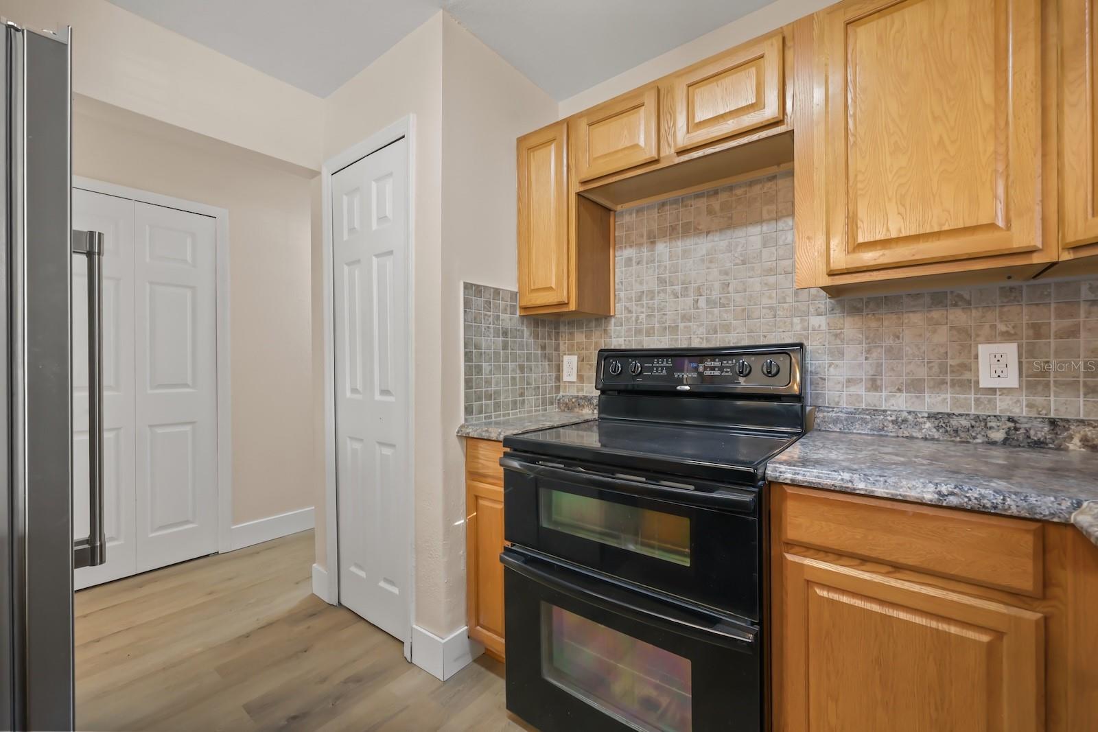 5449 Wood Crossing St Property Photo 8