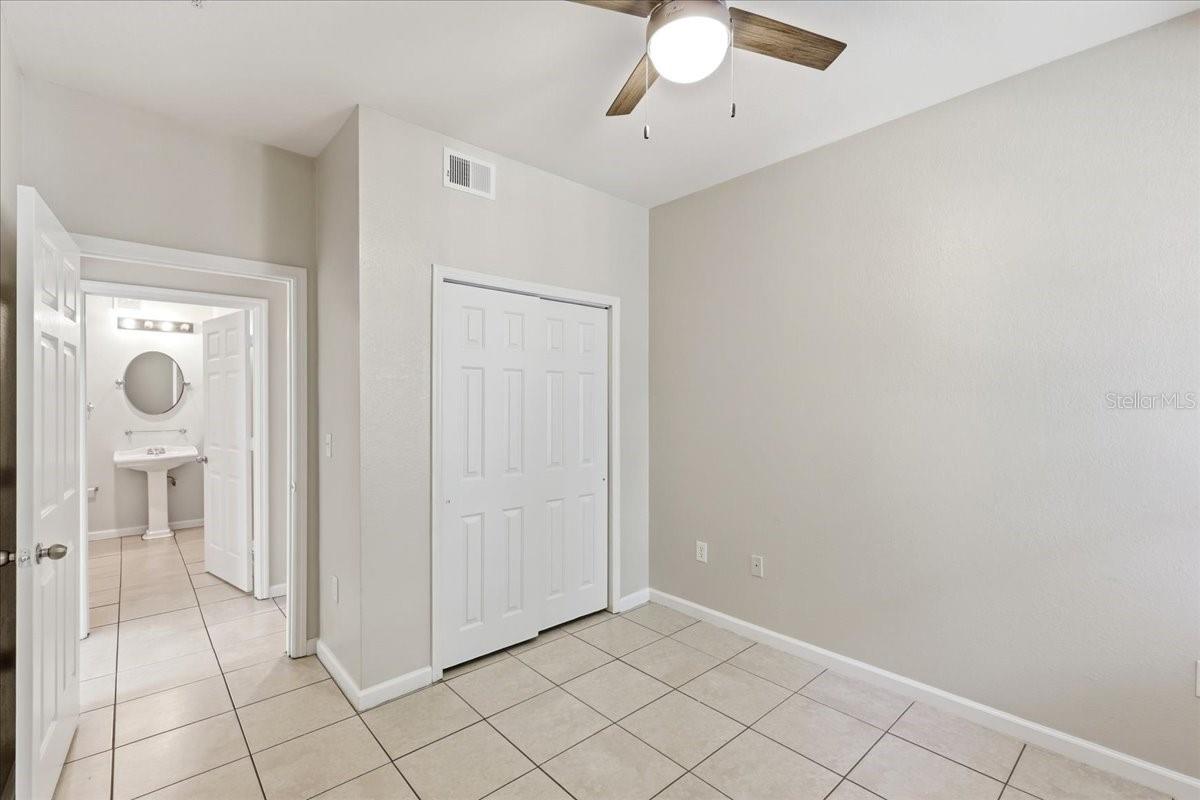 1985 Erving Cir #301 Property Photo 7