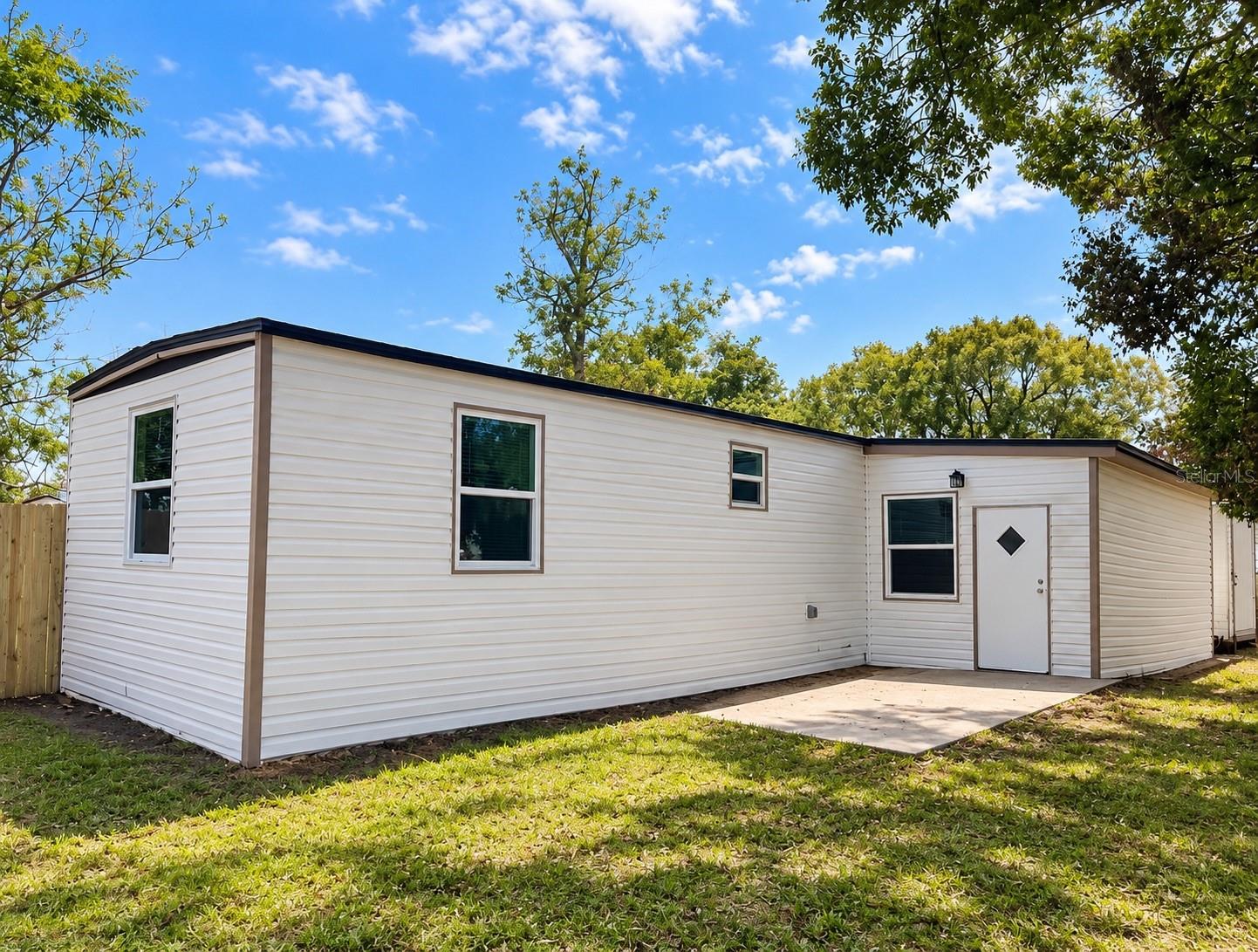 4431 CROSSEN DR Property Photo 1