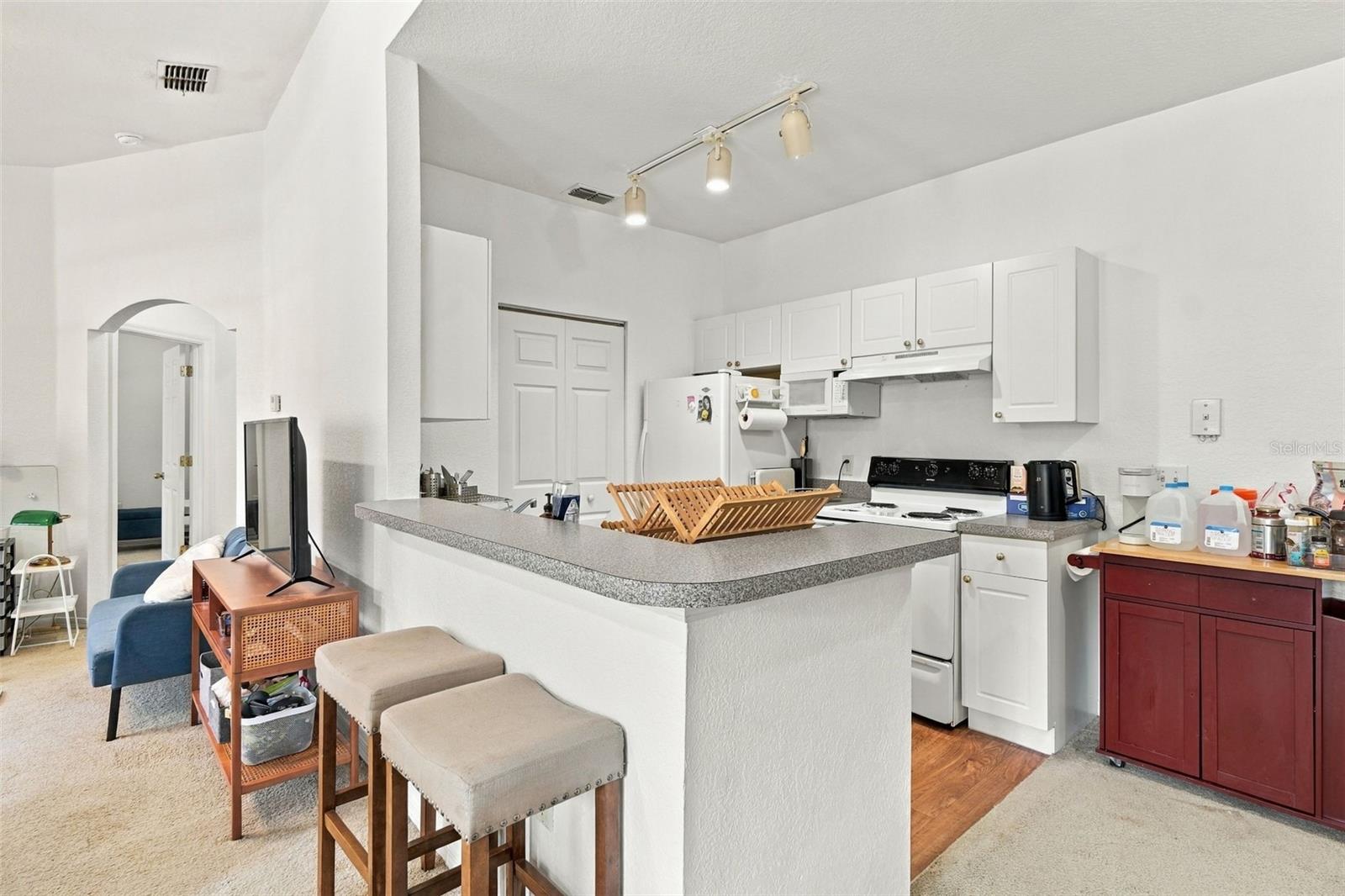 822 Grand Regency Pt #201 Property Photo 16