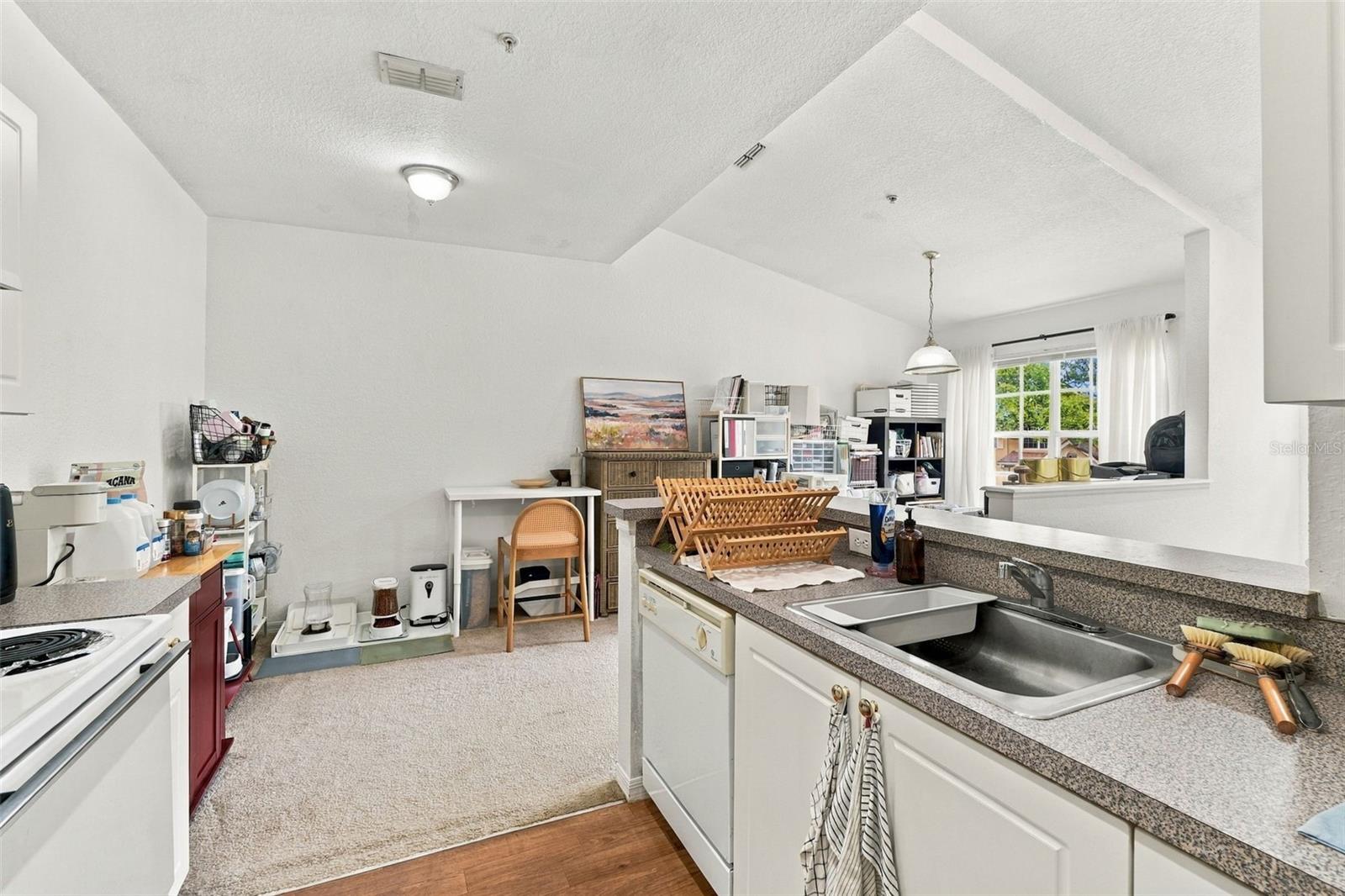 822 Grand Regency Pt #201 Property Photo 19