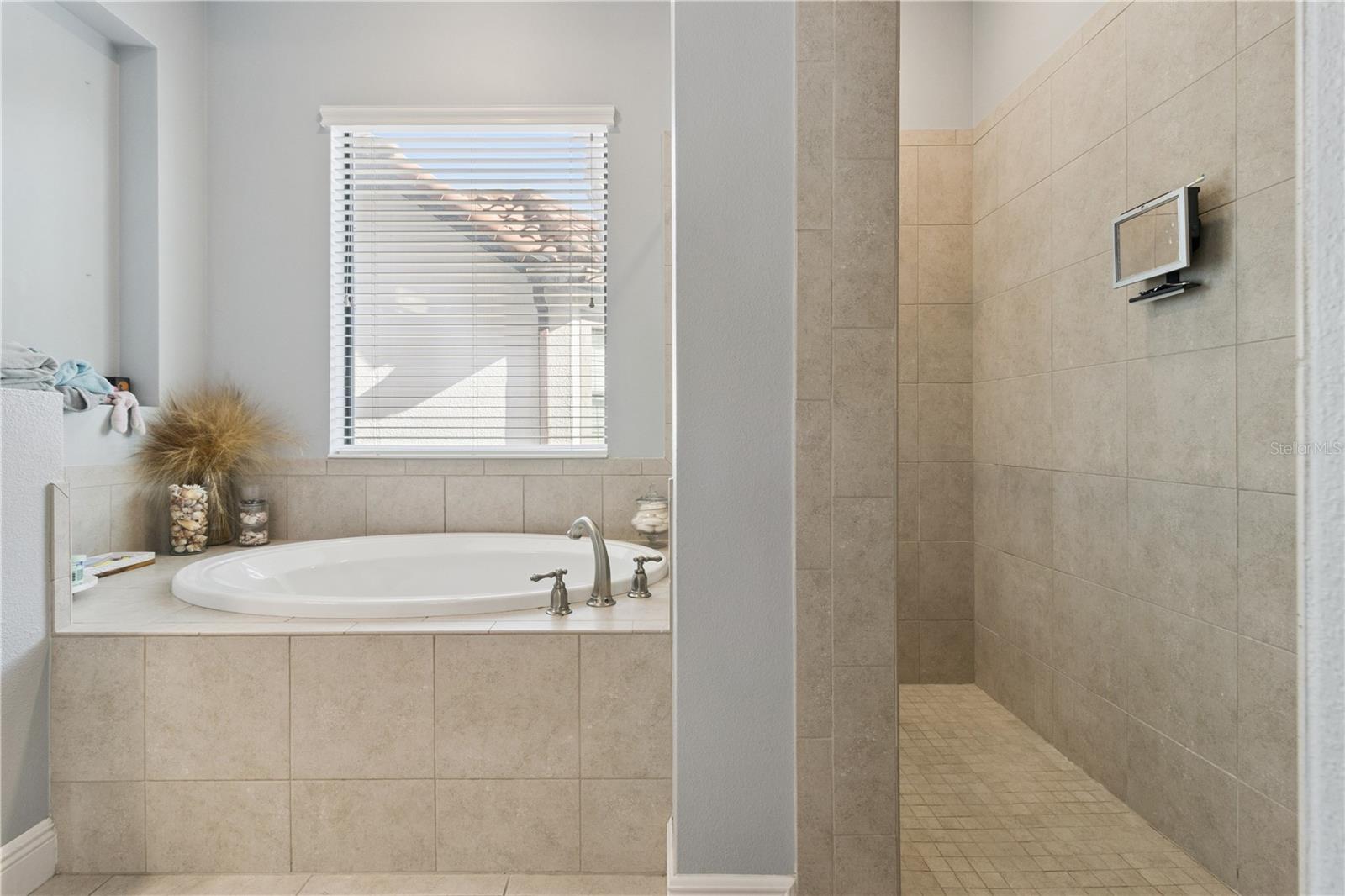 20109 Pond Spring Way Property Photo 23