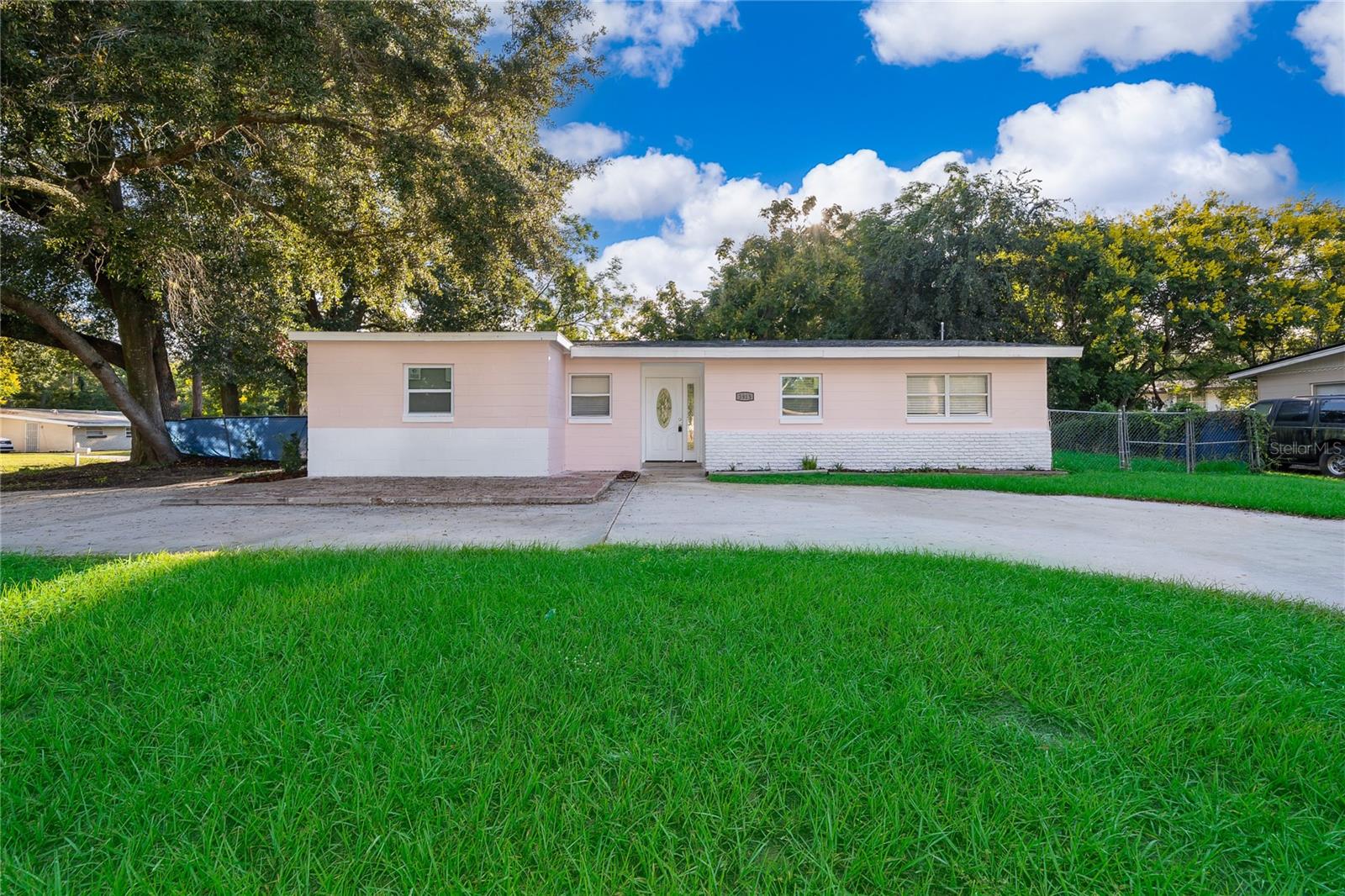 3913 PINE RIDGE RD Property Photo 1