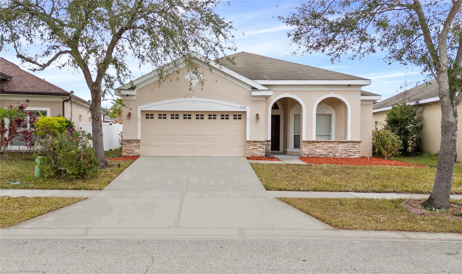2078 Marsh Hawk Dr Property Photo 2