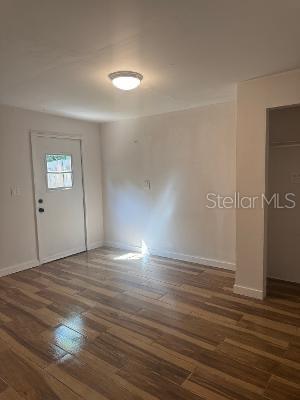 2810 61st St Property Photo 4
