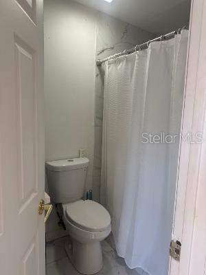 2810 61st St Property Photo 6