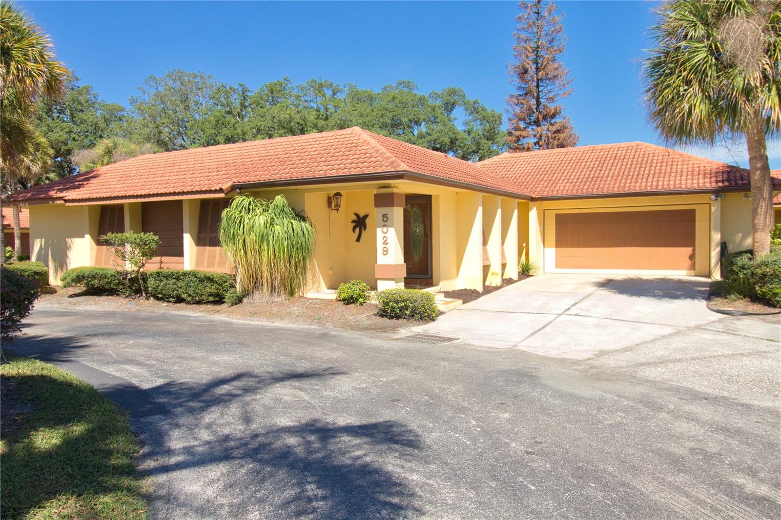 5029 MAUI CIR Property Photo 1